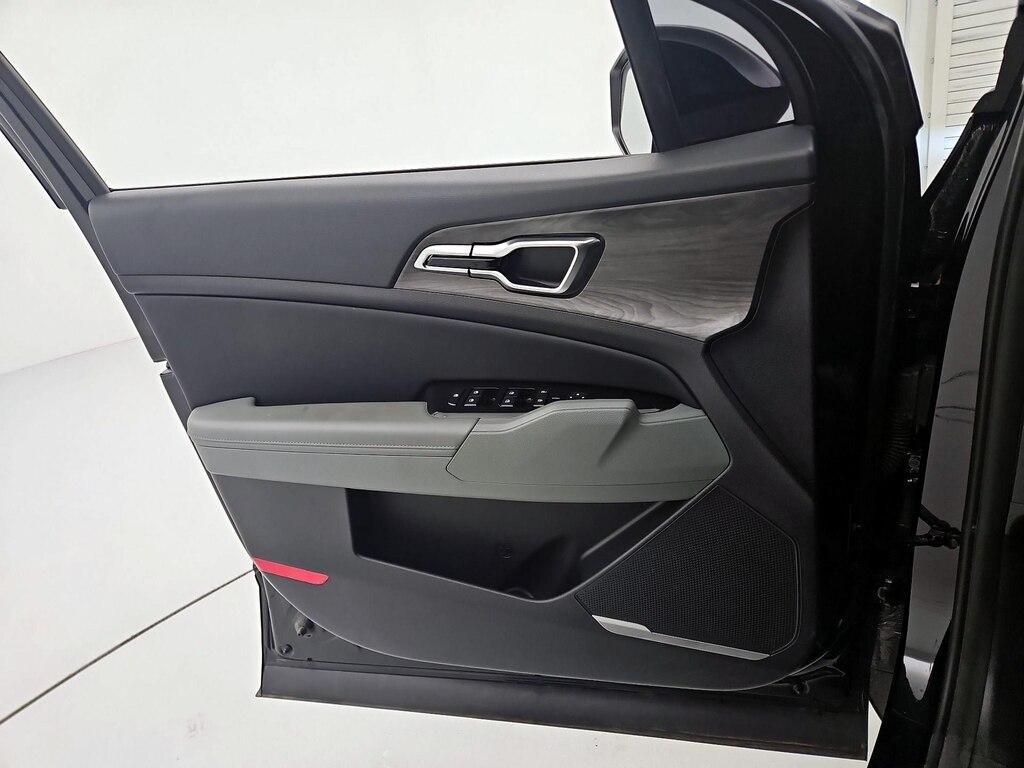 used 2023 Kia Sportage Plug-In Hybrid car, priced at $30,998