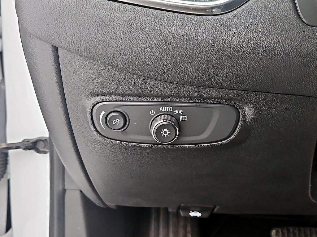 used 2022 Chevrolet Equinox car, priced at $21,998