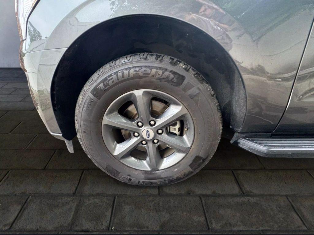 used 2021 Ford Expedition car, priced at $25,750