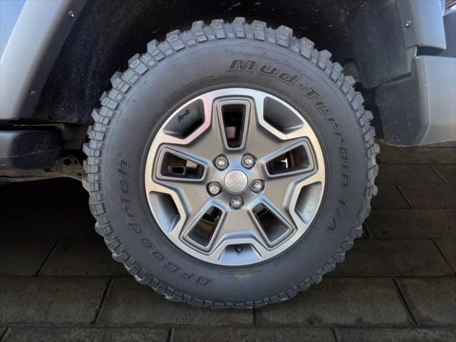 used 2013 Jeep Wrangler car, priced at $17,500