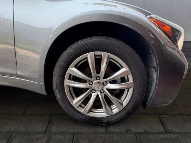 used 2018 INFINITI Q70 car, priced at $20,000