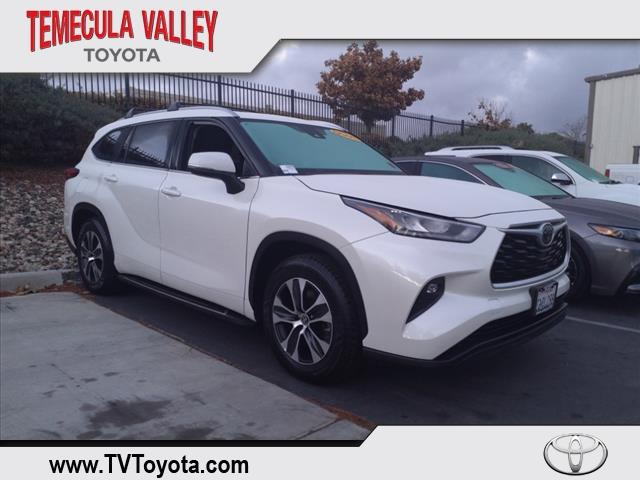 used 2020 Toyota Highlander car, priced at $29,933