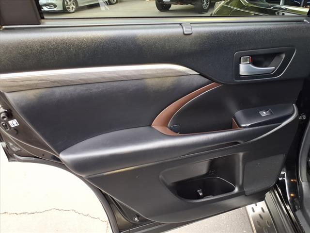 used 2018 Toyota Highlander Hybrid car, priced at $48,480