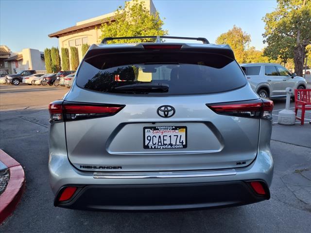 used 2022 Toyota Highlander car, priced at $39,481