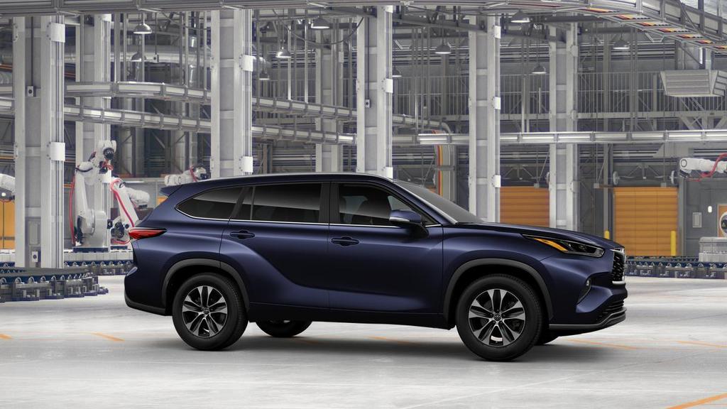 new 2025 Toyota Highlander car, priced at $47,008