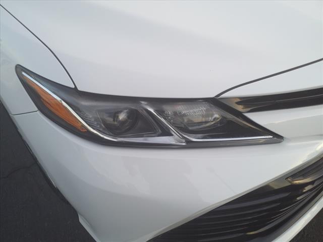 used 2018 Toyota Camry Hybrid car, priced at $19,486