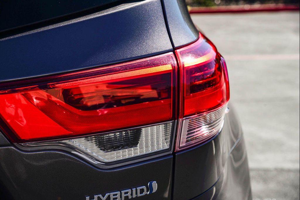 used 2017 Toyota Highlander Hybrid car, priced at $22,991