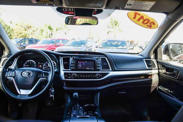 used 2017 Toyota Highlander car, priced at $33,924