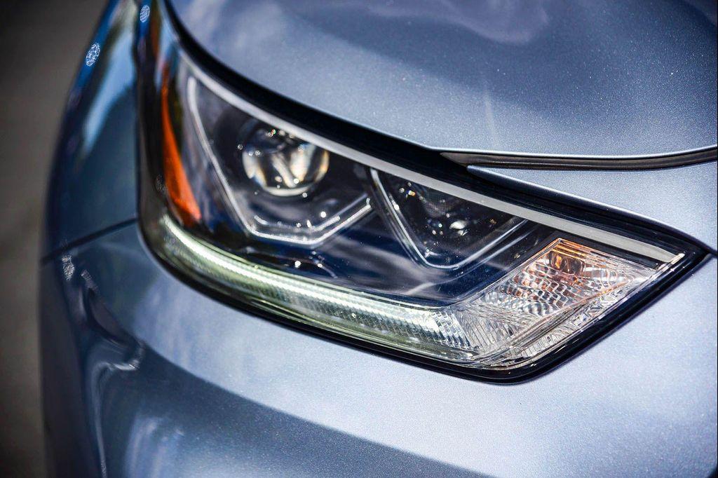 used 2023 Toyota Highlander Hybrid car, priced at $39,490