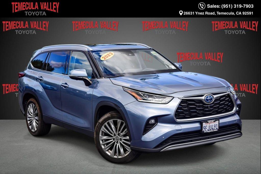 used 2023 Toyota Highlander Hybrid car, priced at $39,490