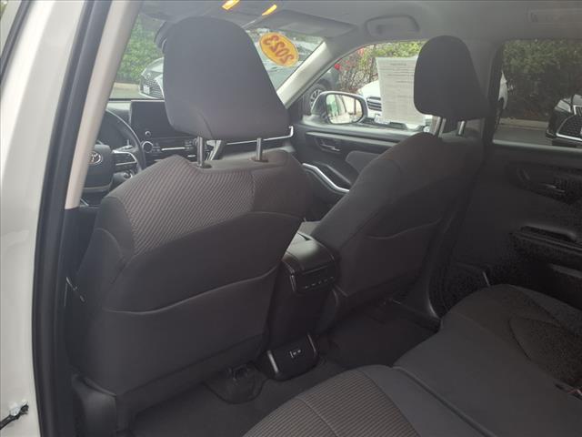 used 2023 Toyota Highlander Hybrid car, priced at $40,995