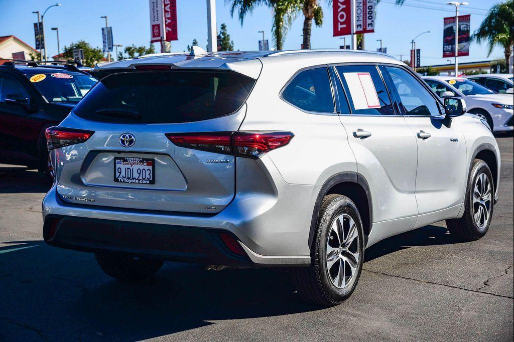 used 2021 Toyota Highlander Hybrid car, priced at $30,741