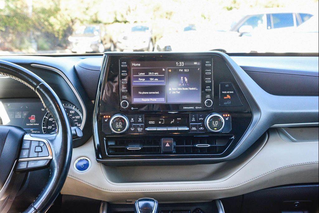 used 2021 Toyota Highlander Hybrid car, priced at $30,741