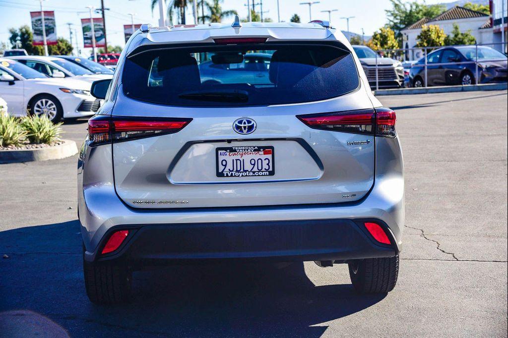 used 2021 Toyota Highlander Hybrid car, priced at $30,741