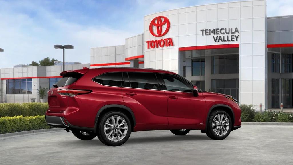 new 2026 Toyota Highlander Hybrid car, priced at $54,428
