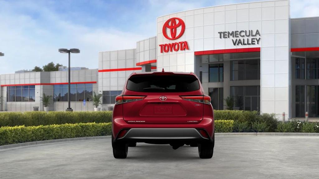 new 2026 Toyota Highlander Hybrid car, priced at $54,428