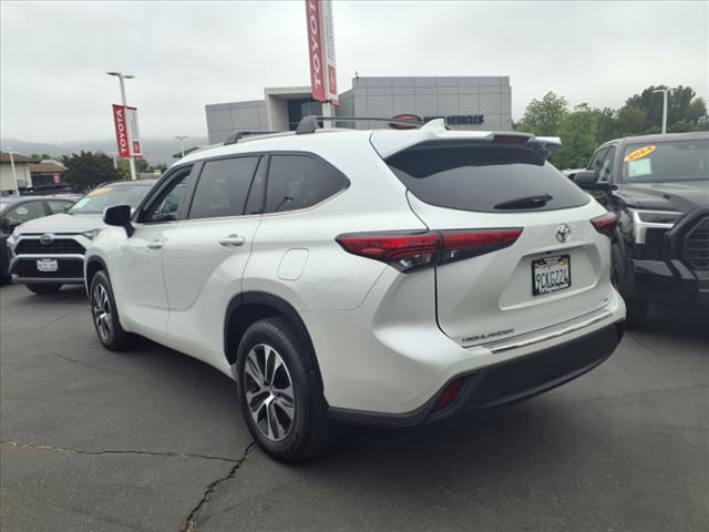 used 2022 Toyota Highlander car, priced at $34,948
