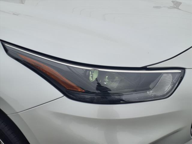 used 2022 Toyota Highlander car, priced at $34,948