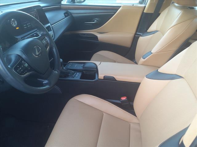 used 2022 Lexus ES 300h car, priced at $39,994