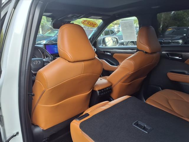 used 2023 Toyota Highlander car, priced at $42,995