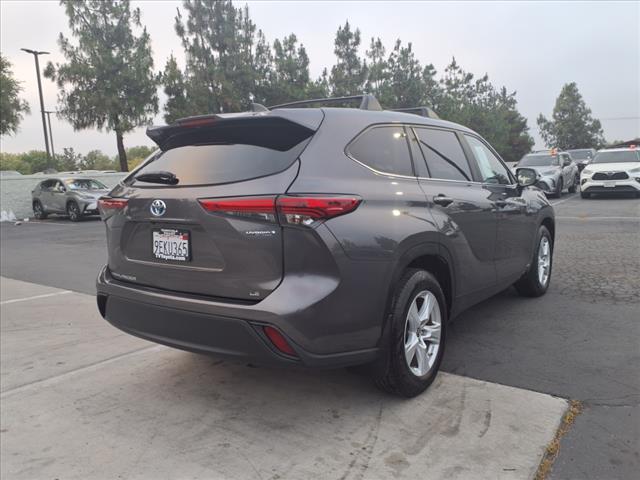 used 2023 Toyota Highlander Hybrid car, priced at $33,492