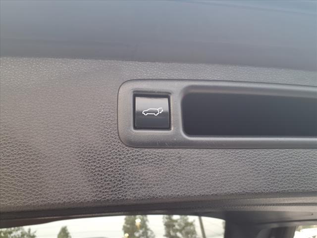 used 2023 Toyota Highlander Hybrid car, priced at $33,492