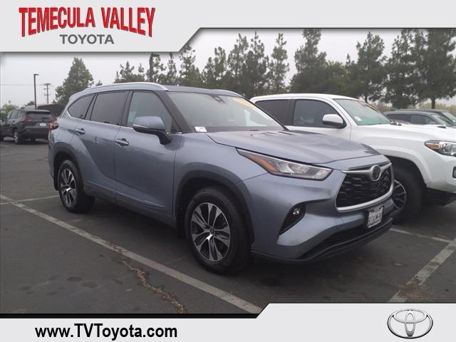 used 2020 Toyota Highlander car, priced at $31,487