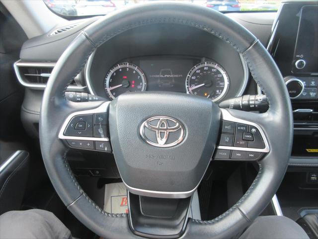 used 2023 Toyota Highlander car, priced at $37,523