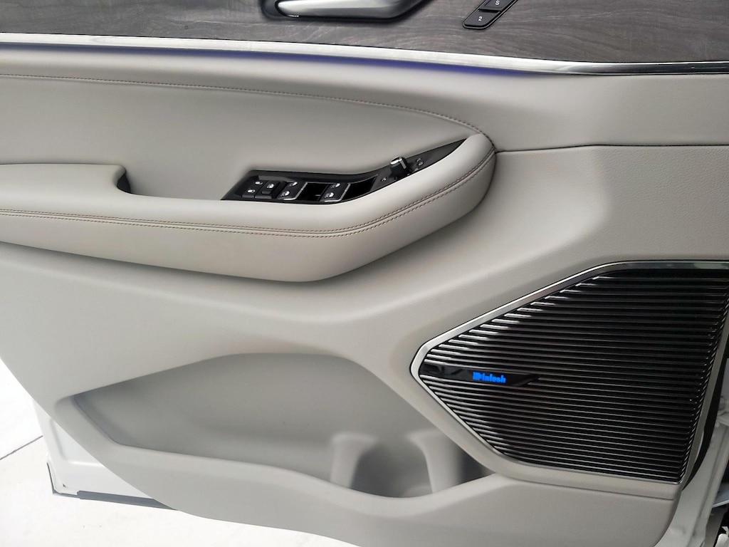 used 2022 Jeep Grand Cherokee car, priced at $37,998