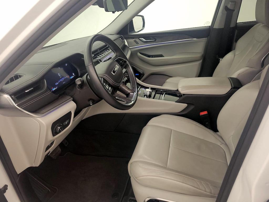 used 2022 Jeep Grand Cherokee car, priced at $37,998