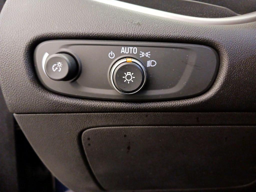 used 2019 Chevrolet Malibu car, priced at $16,998