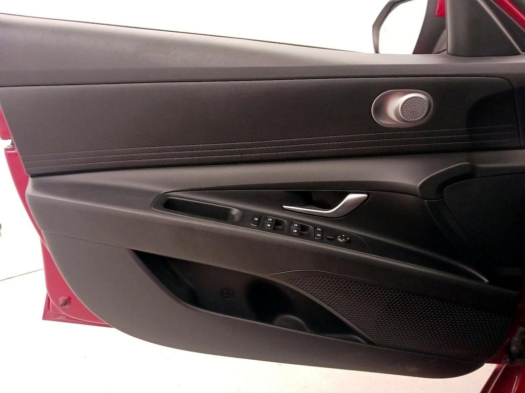 used 2022 Hyundai Elantra car, priced at $19,998