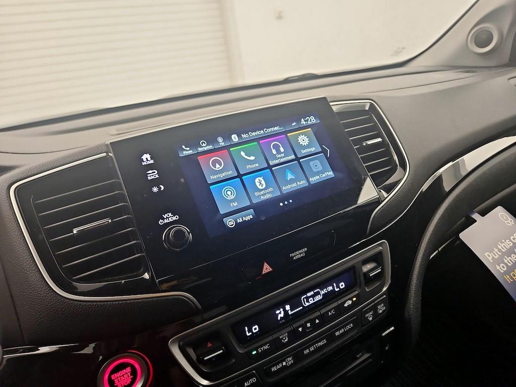 used 2021 Honda Pilot car, priced at $29,998