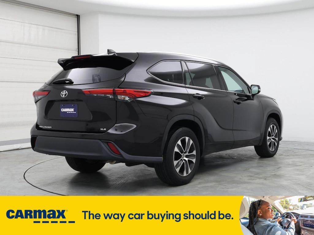 used 2021 Toyota Highlander car, priced at $35,998