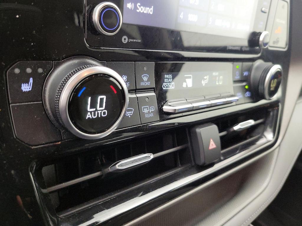 used 2021 Toyota Highlander car, priced at $34,998