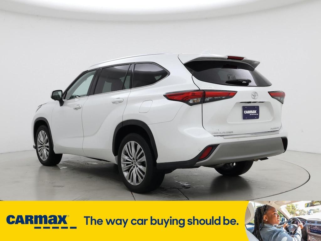 used 2023 Toyota Highlander car, priced at $46,998