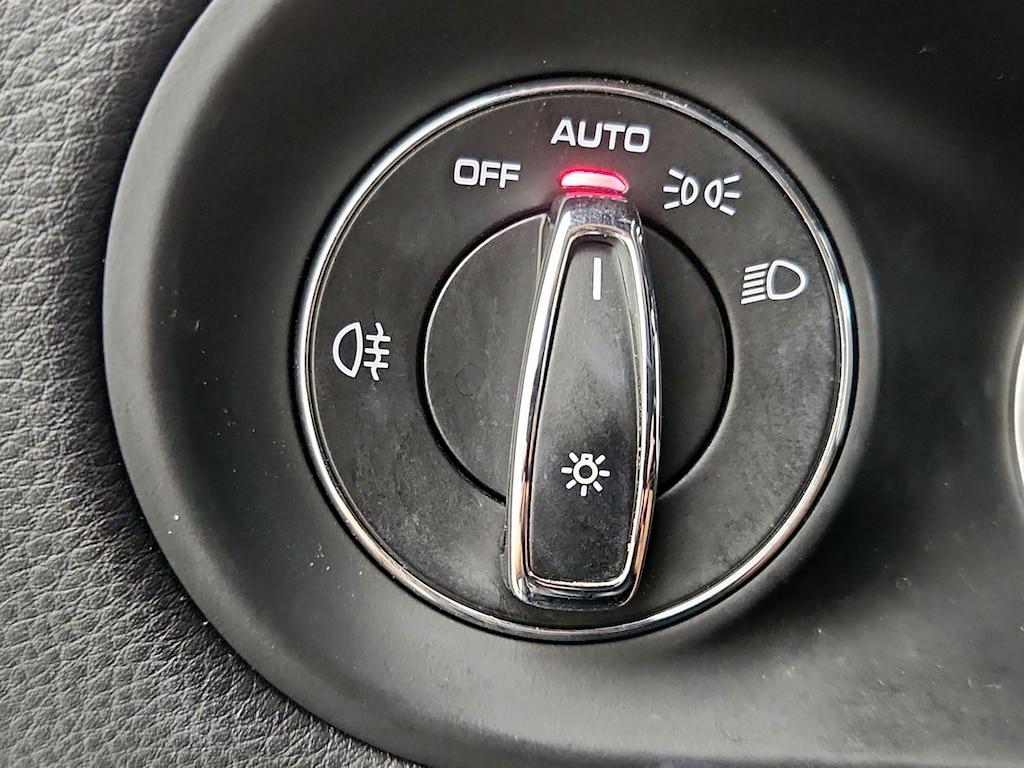 used 2022 Porsche Macan car, priced at $38,998