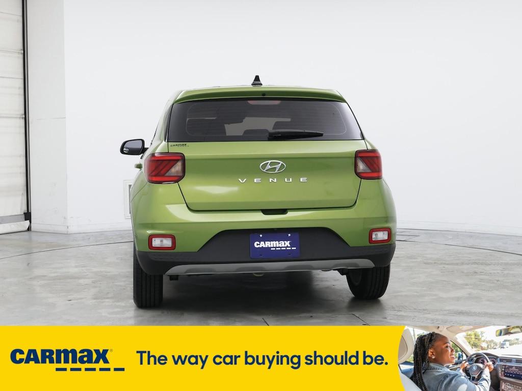 used 2022 Hyundai Venue car, priced at $18,998