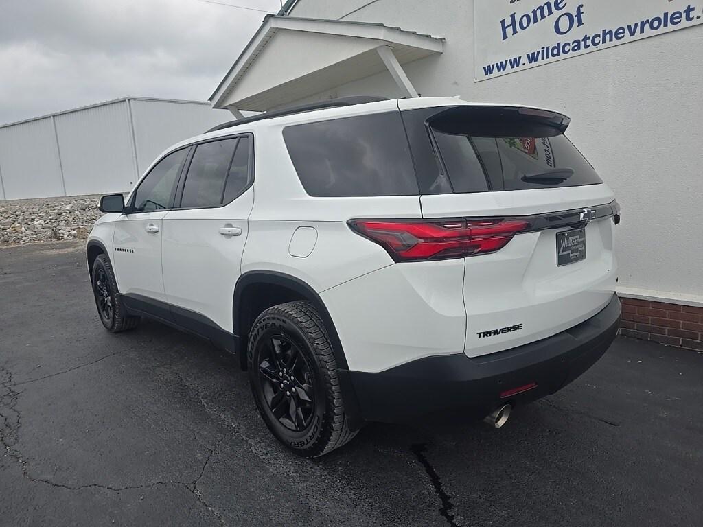 used 2022 Chevrolet Traverse car, priced at $27,298
