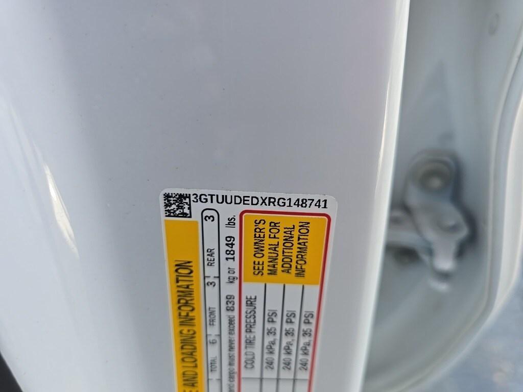 used 2024 GMC Sierra 1500 car, priced at $43,890