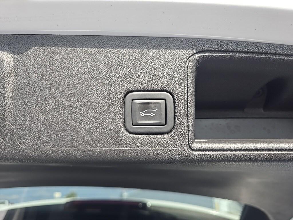used 2024 GMC Terrain car, priced at $26,029