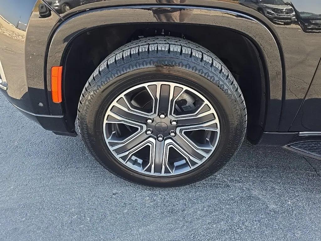 used 2024 Jeep Wagoneer L car, priced at $41,688