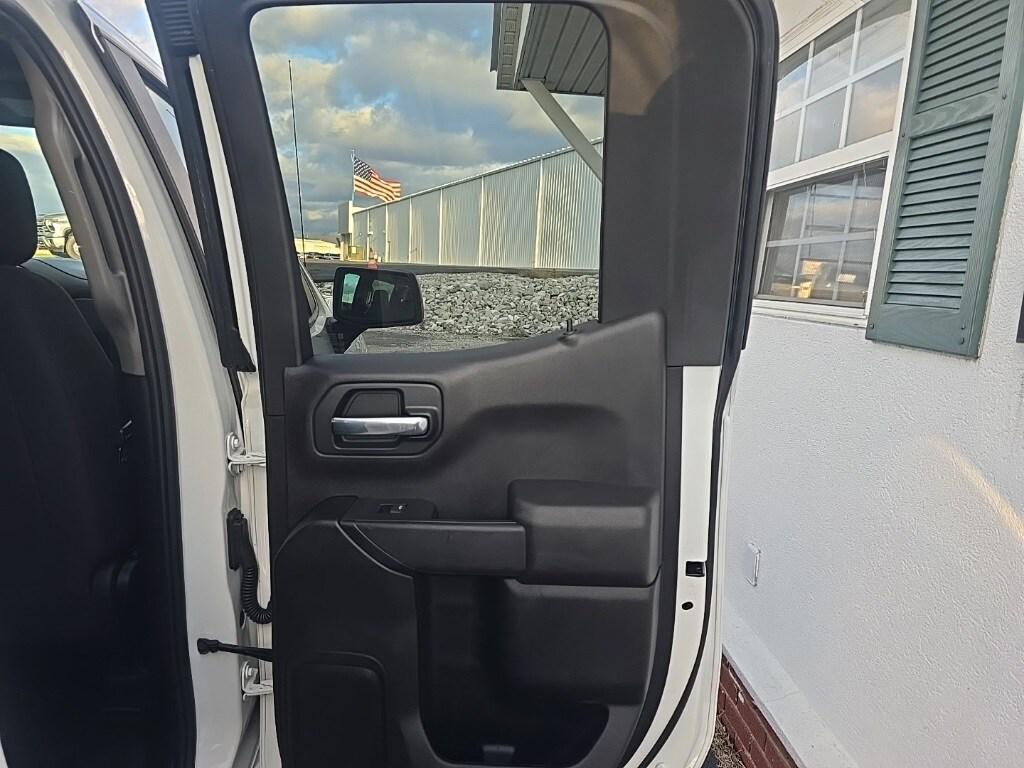 used 2021 GMC Sierra 1500 car, priced at $21,750