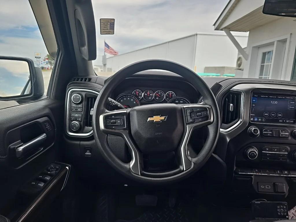 used 2020 Chevrolet Silverado 1500 car, priced at $32,014