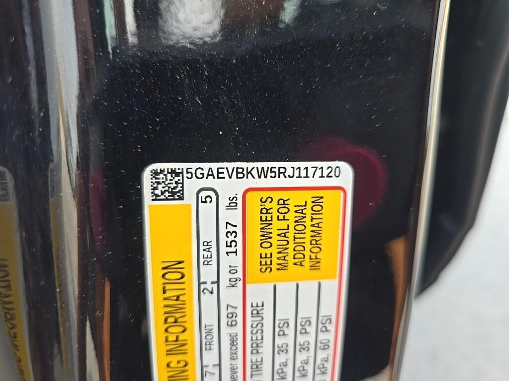 used 2024 Buick Enclave car, priced at $33,809