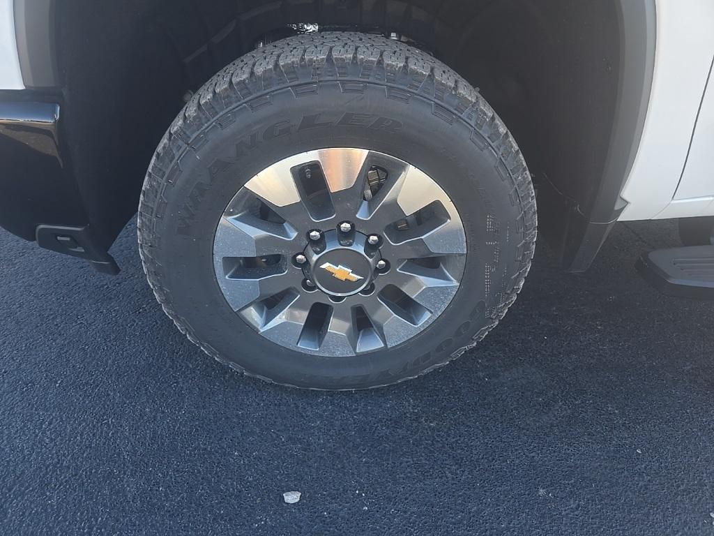 new 2026 Chevrolet Silverado 2500 car, priced at $67,233