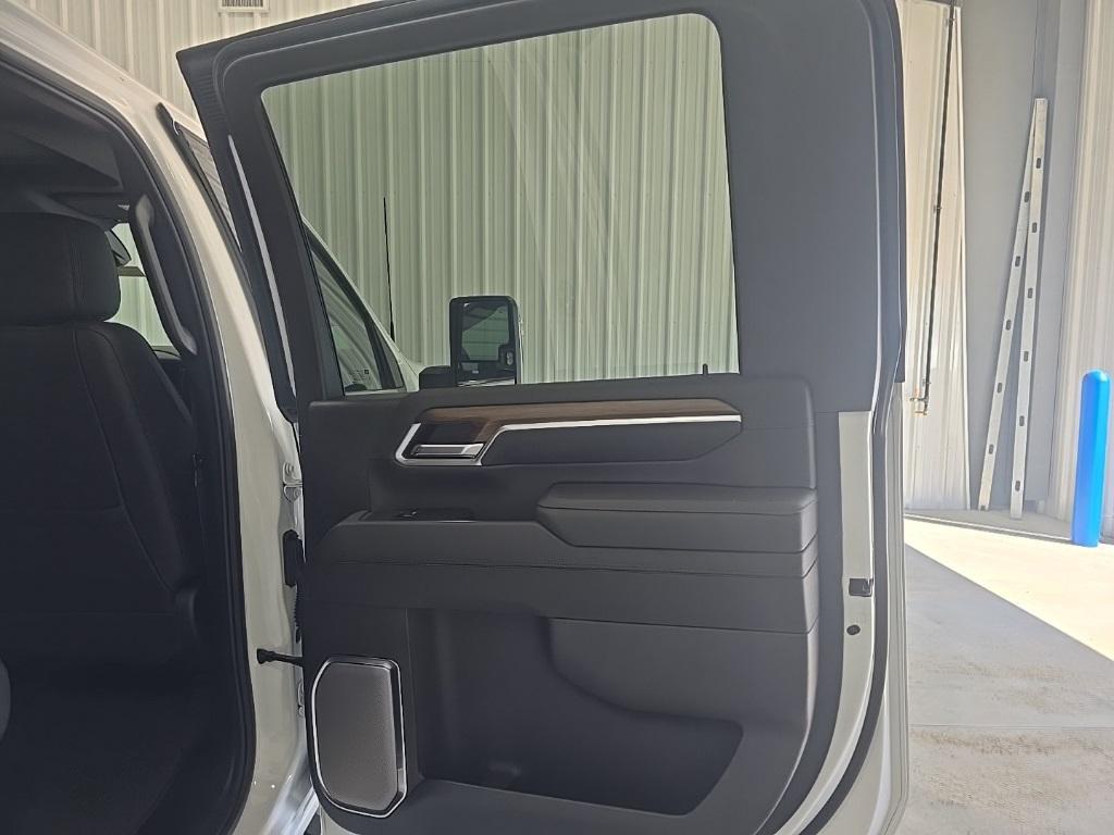 new 2026 Chevrolet Silverado 2500 car, priced at $75,844