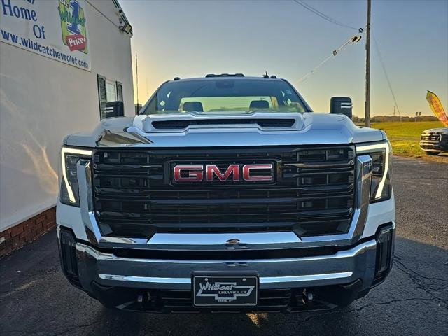 used 2024 GMC Sierra 2500 car, priced at $44,500