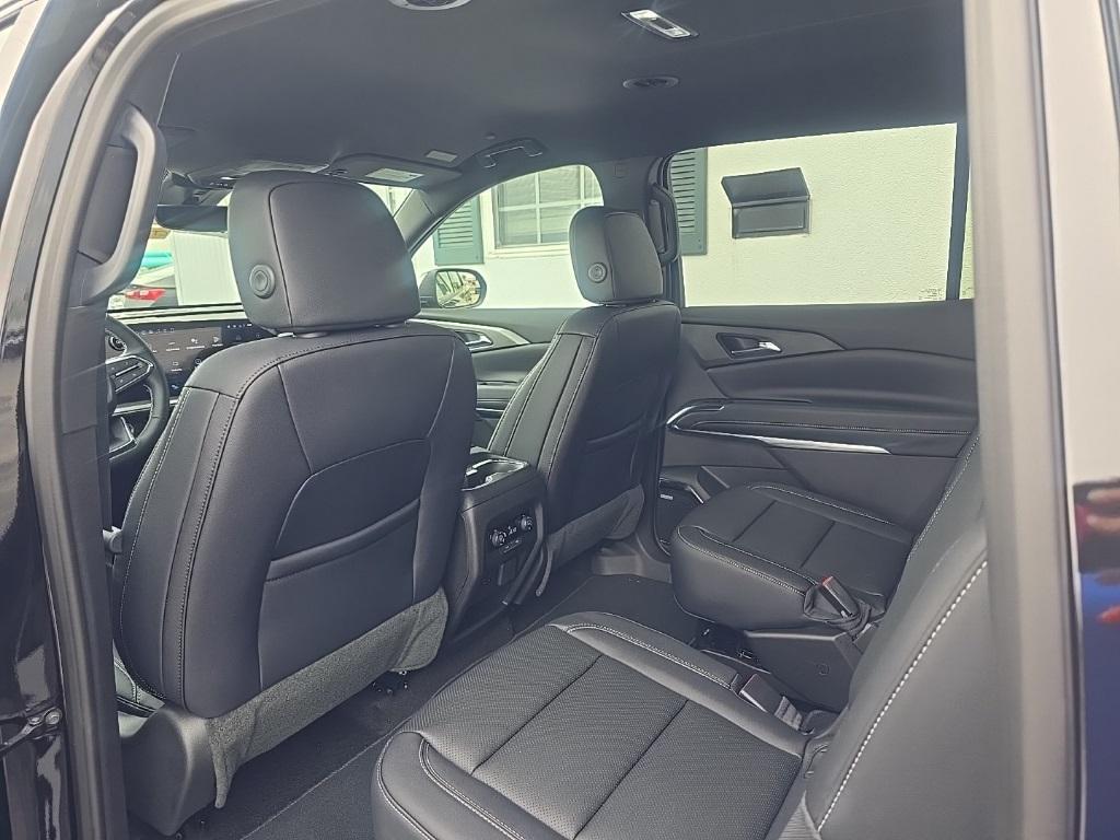 new 2026 Chevrolet Traverse car, priced at $49,068