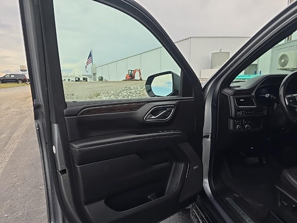 used 2022 Chevrolet Suburban car, priced at $40,395